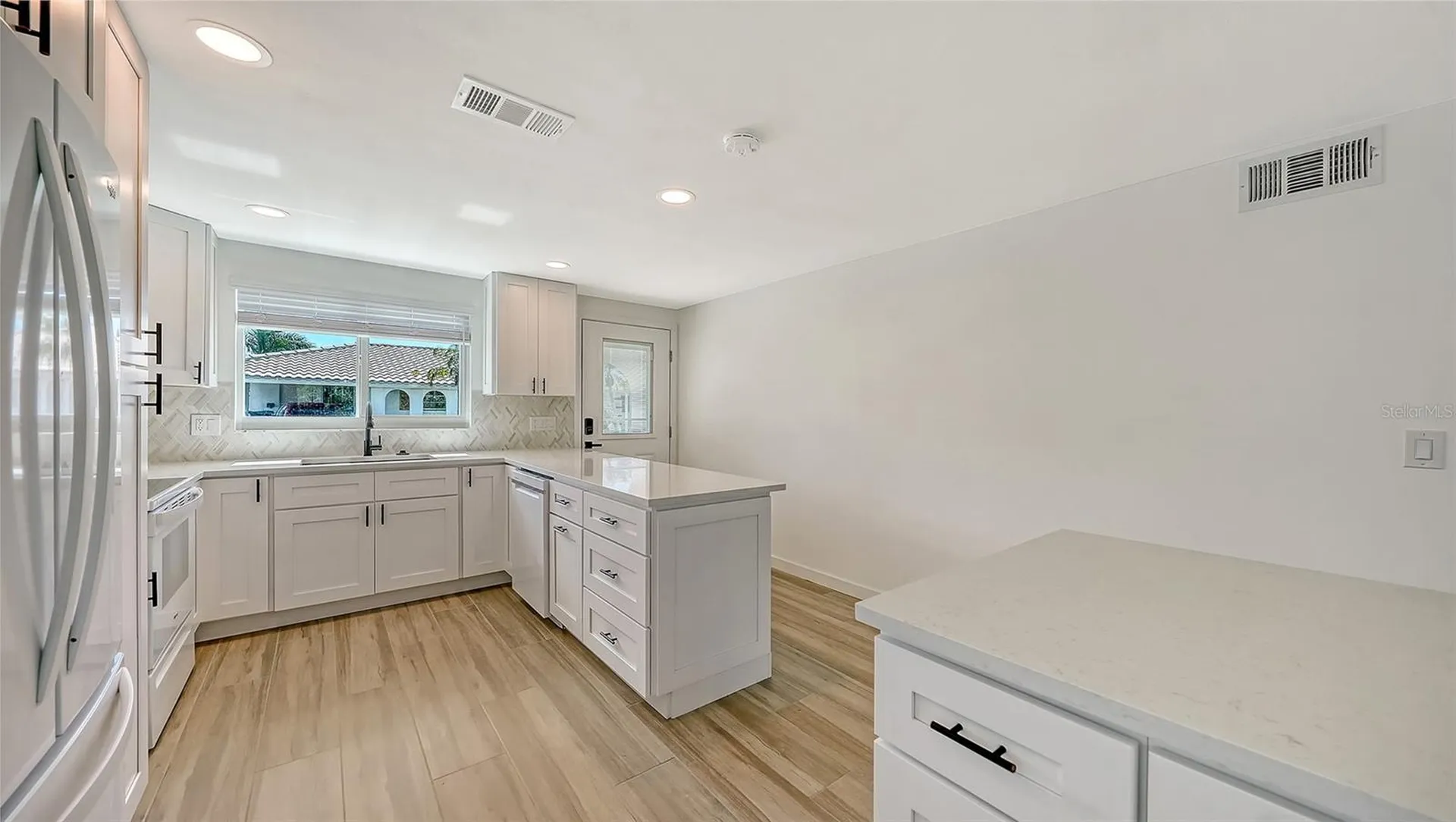 909 Spanish Drive N Longboat Key FL 34228