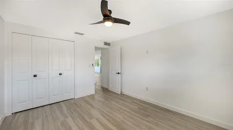909 Spanish Drive N Longboat Key FL 34228