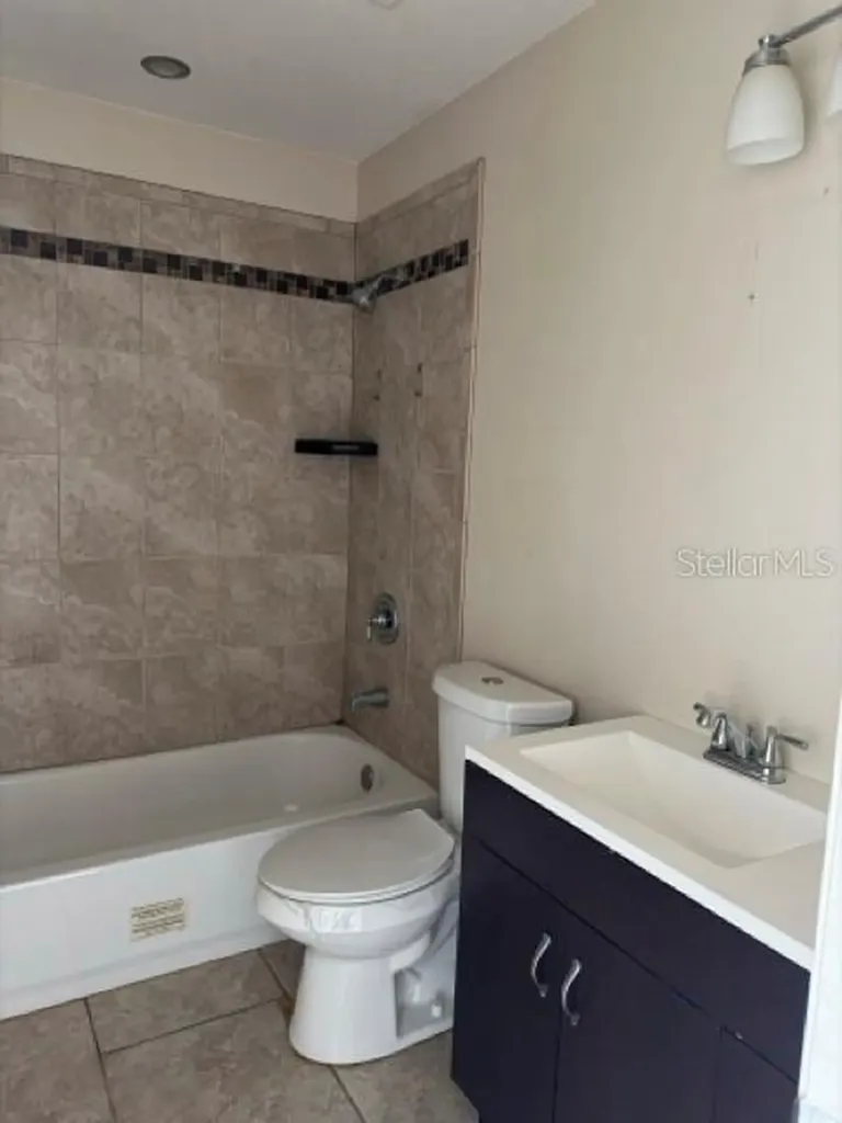 1928 Larkwood Drive Apopka FL 32703