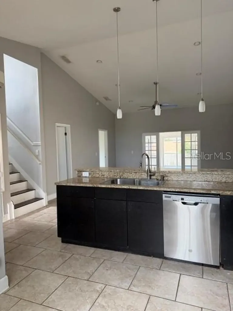 1928 Larkwood Drive Apopka FL 32703