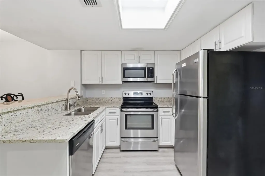 2183 Fox Chase Boulevard Palm Harbor FL 34683