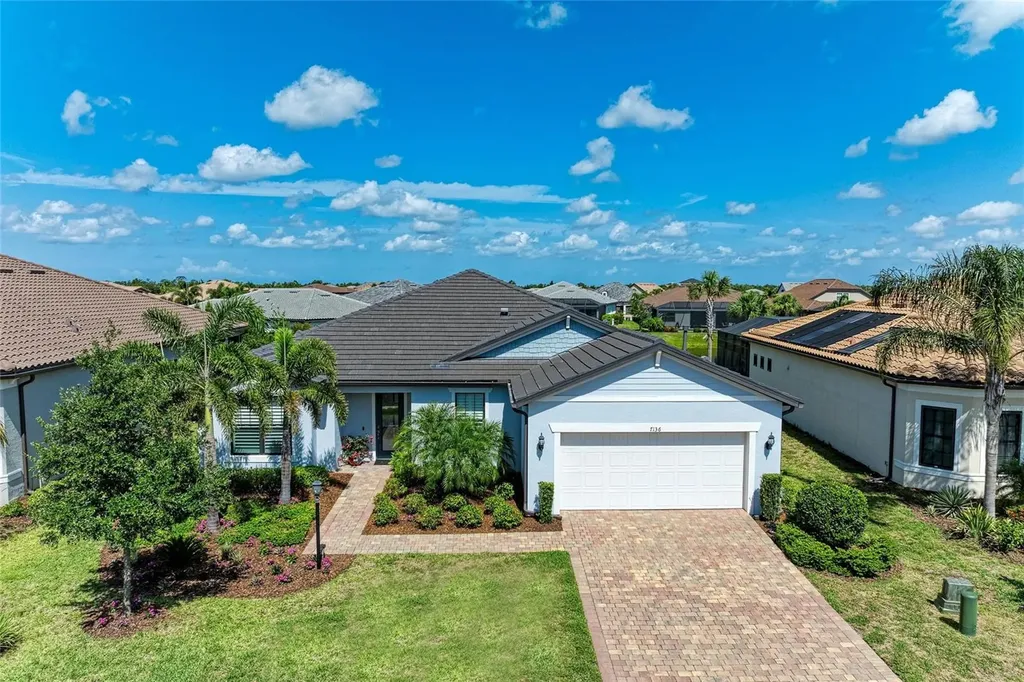 7136 Summerland Cove Bradenton FL 34202