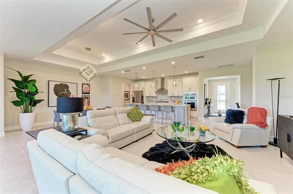 7136 Summerland Cove Bradenton FL 34202