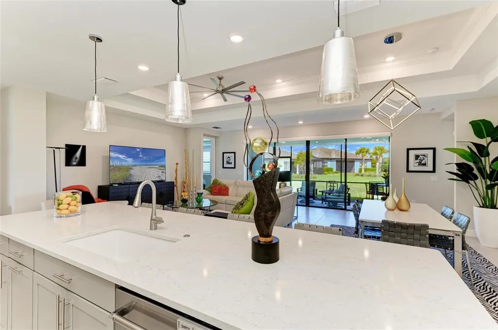 7136 Summerland Cove Bradenton FL 34202