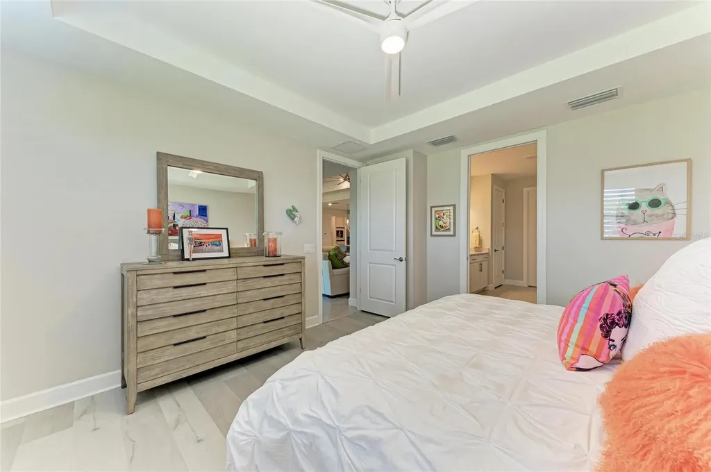 7136 Summerland Cove Bradenton FL 34202
