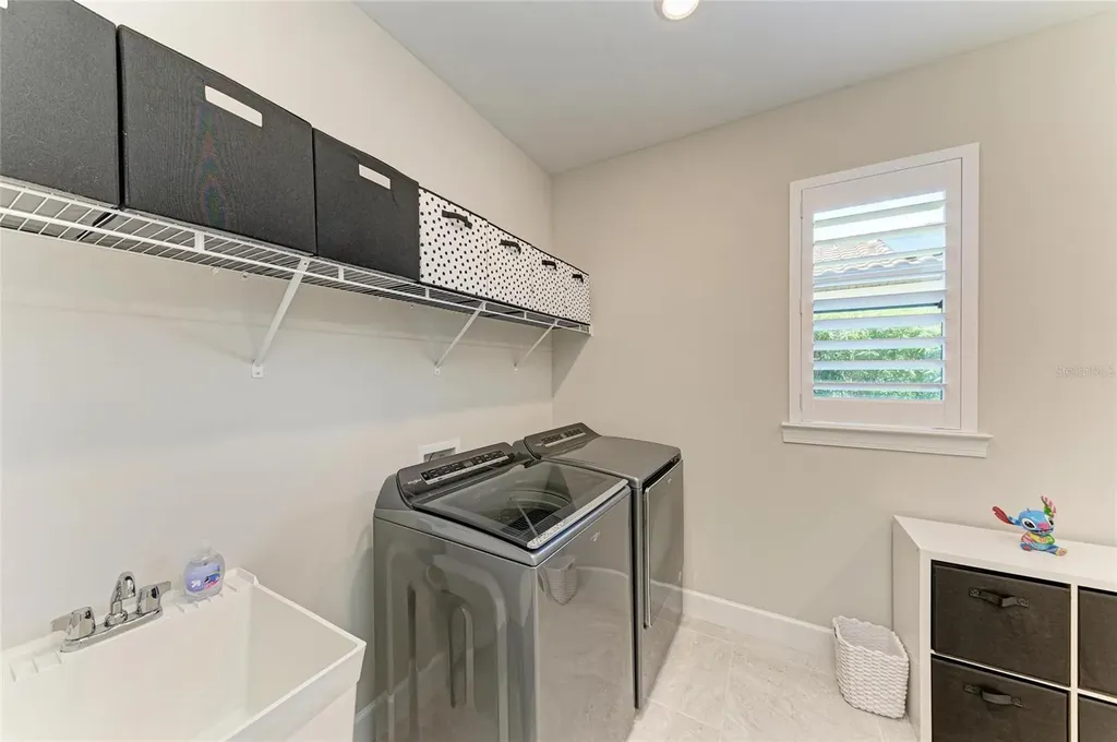 7136 Summerland Cove Bradenton FL 34202