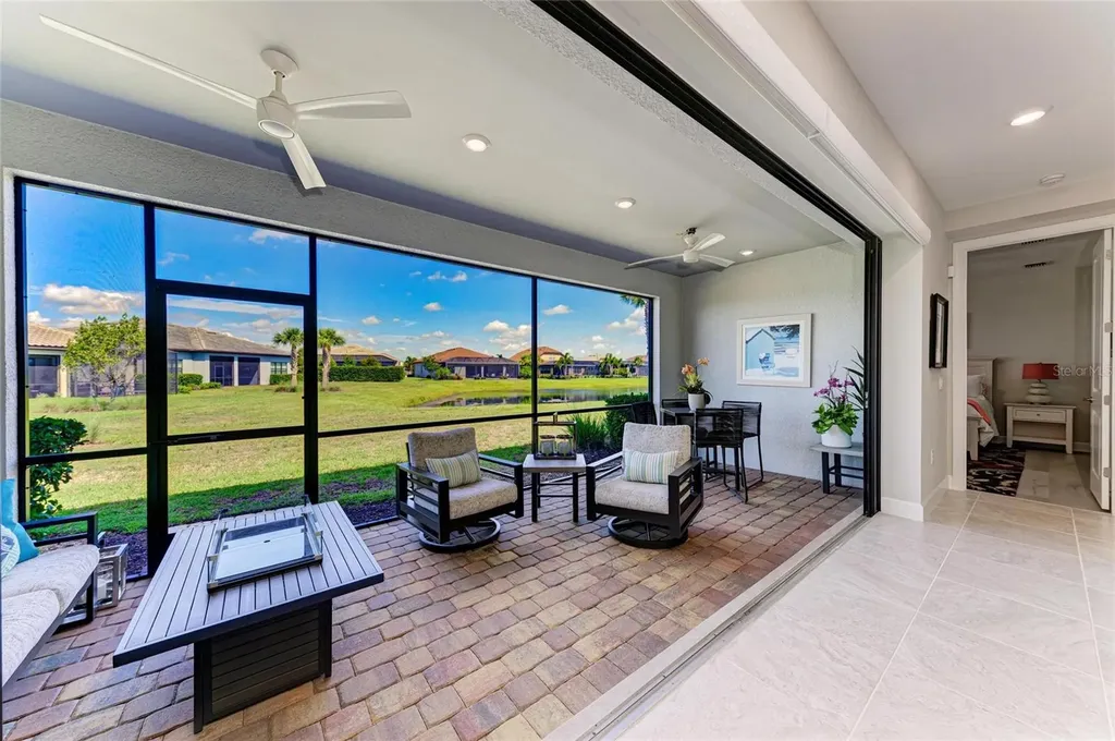 7136 Summerland Cove Bradenton FL 34202