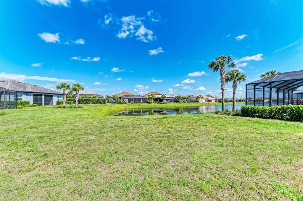7136 Summerland Cove Bradenton FL 34202