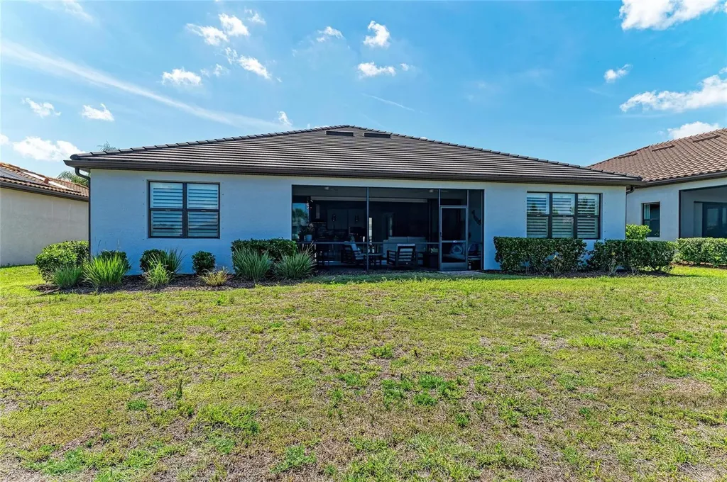 7136 Summerland Cove Bradenton FL 34202