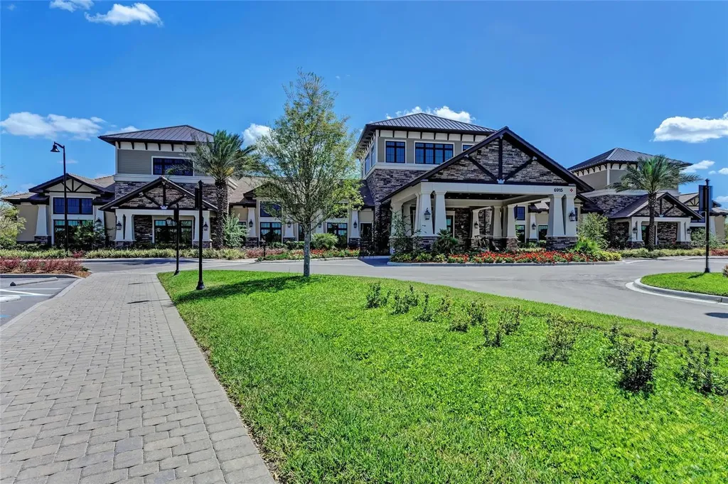 7136 Summerland Cove Bradenton FL 34202