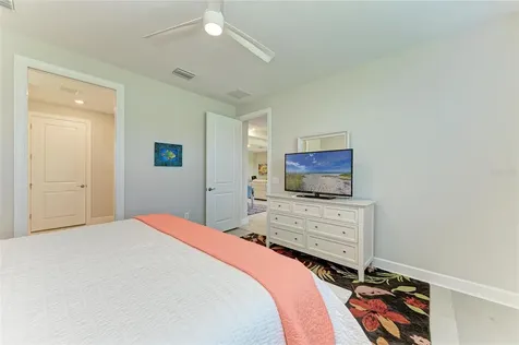 7136 Summerland Cove Bradenton FL 34202