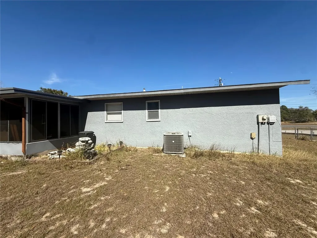 9302 SE Maricamp Road Ocala FL 34472