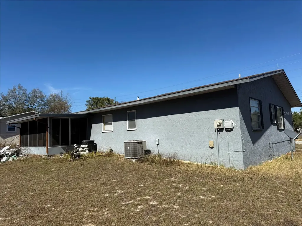 9302 SE Maricamp Road Ocala FL 34472