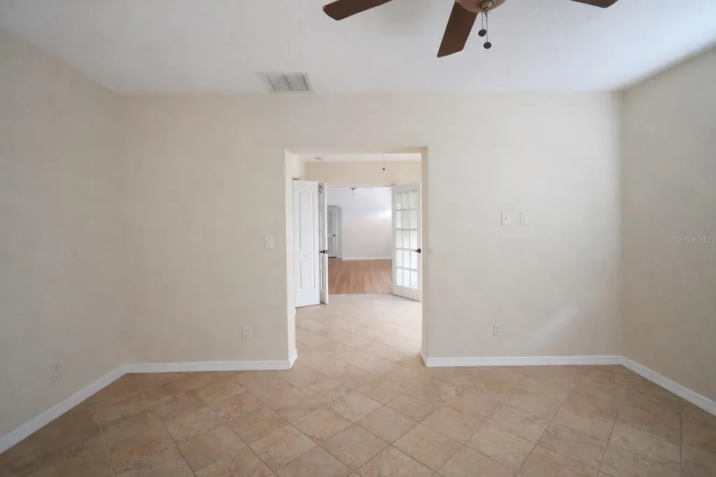 601 34th Avenue NE St Petersburg FL 33704