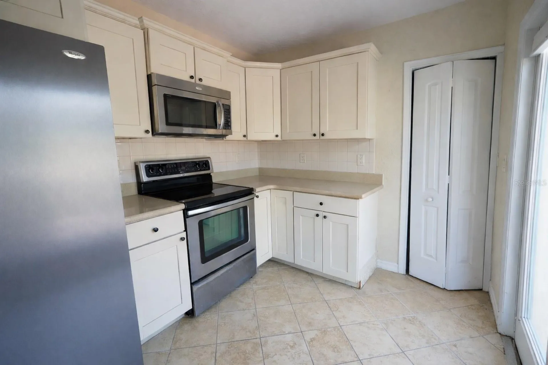 601 34th Avenue NE St Petersburg FL 33704