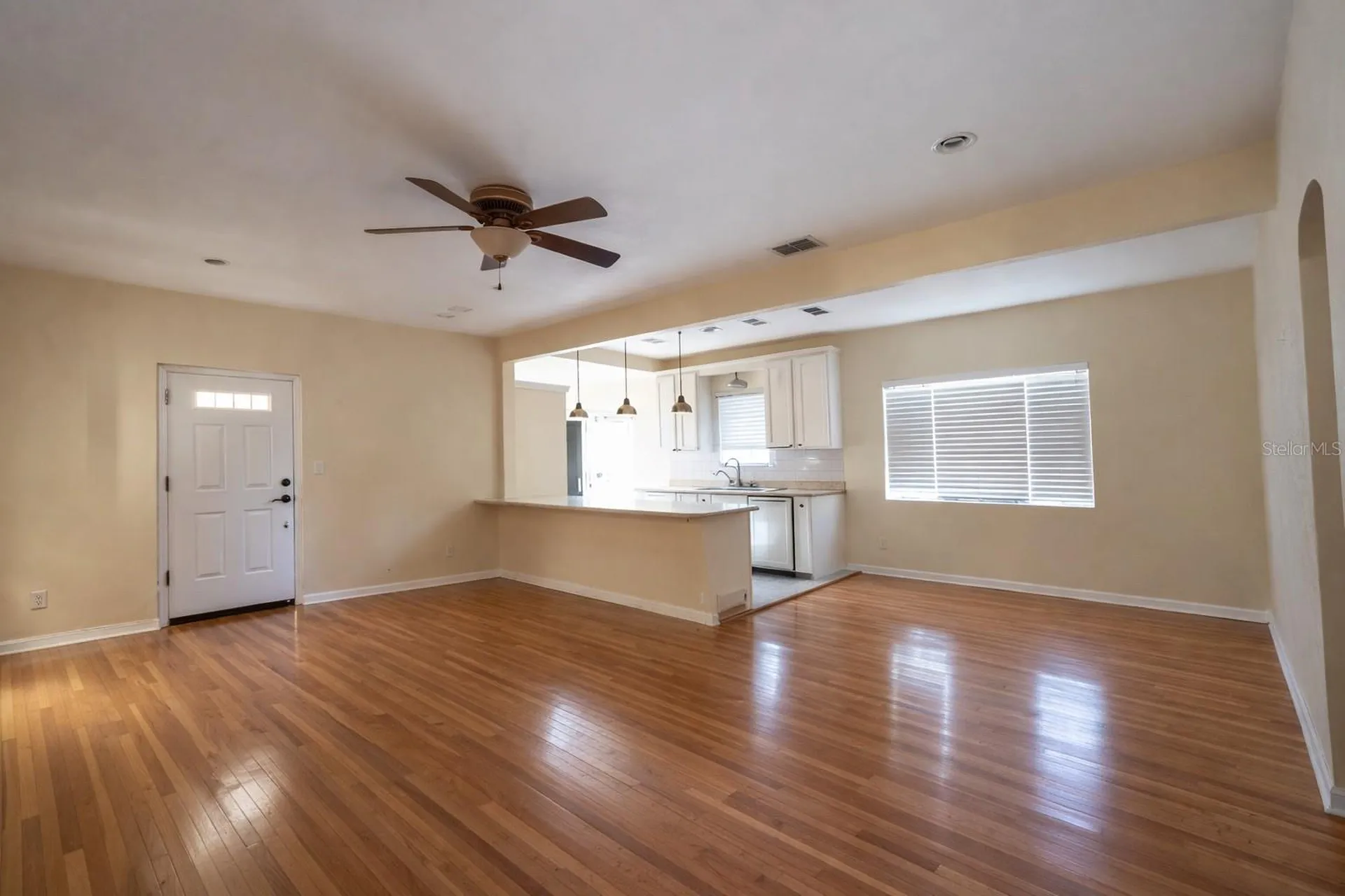 601 34th Avenue NE St Petersburg FL 33704