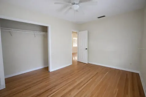 601 34th Avenue NE St Petersburg FL 33704
