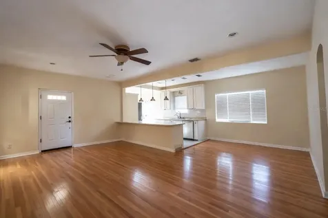 601 34th Avenue NE St Petersburg FL 33704