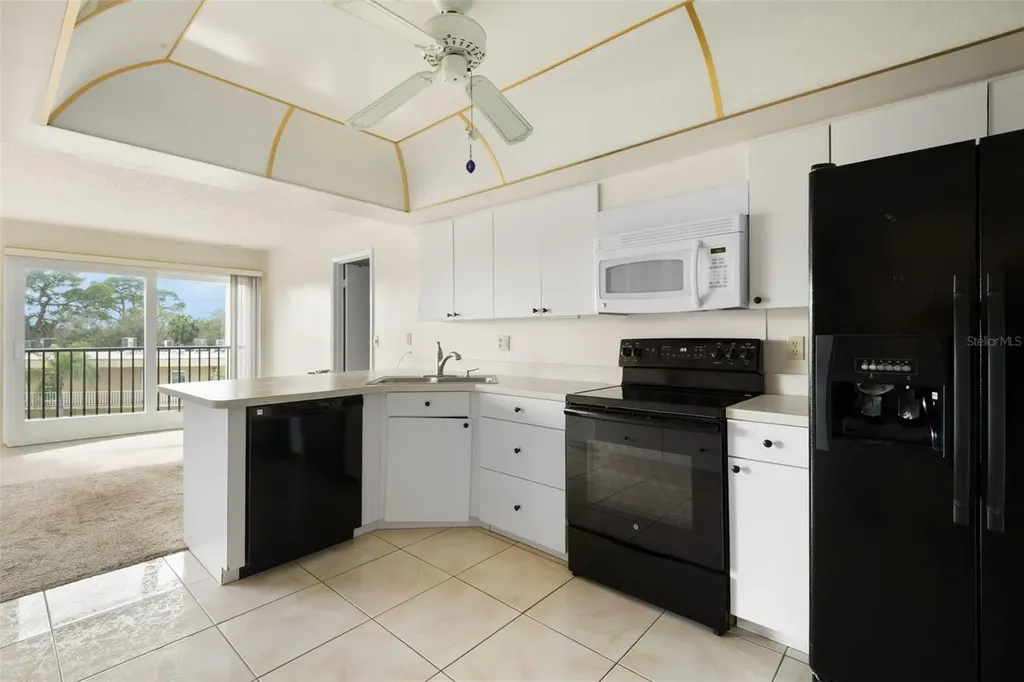 225 Country Club Drive Largo FL 33771