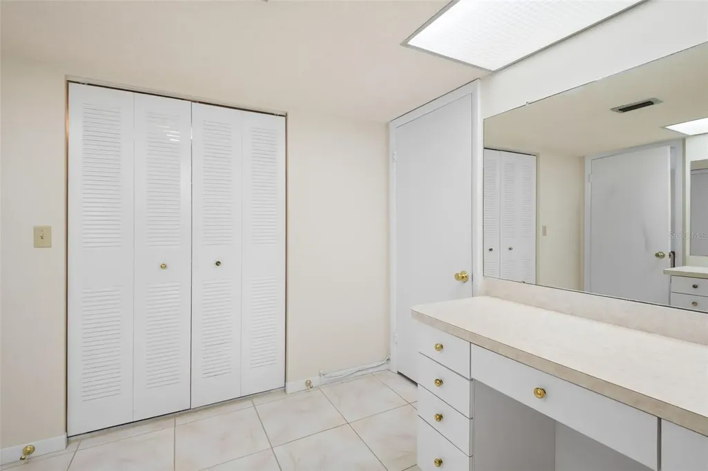 225 Country Club Drive Largo FL 33771