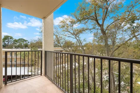 225 Country Club Drive Largo FL 33771