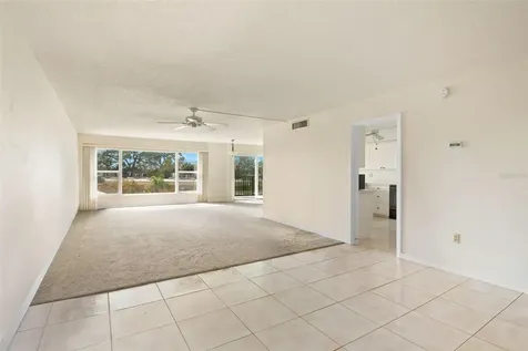 225 Country Club Drive Largo FL 33771