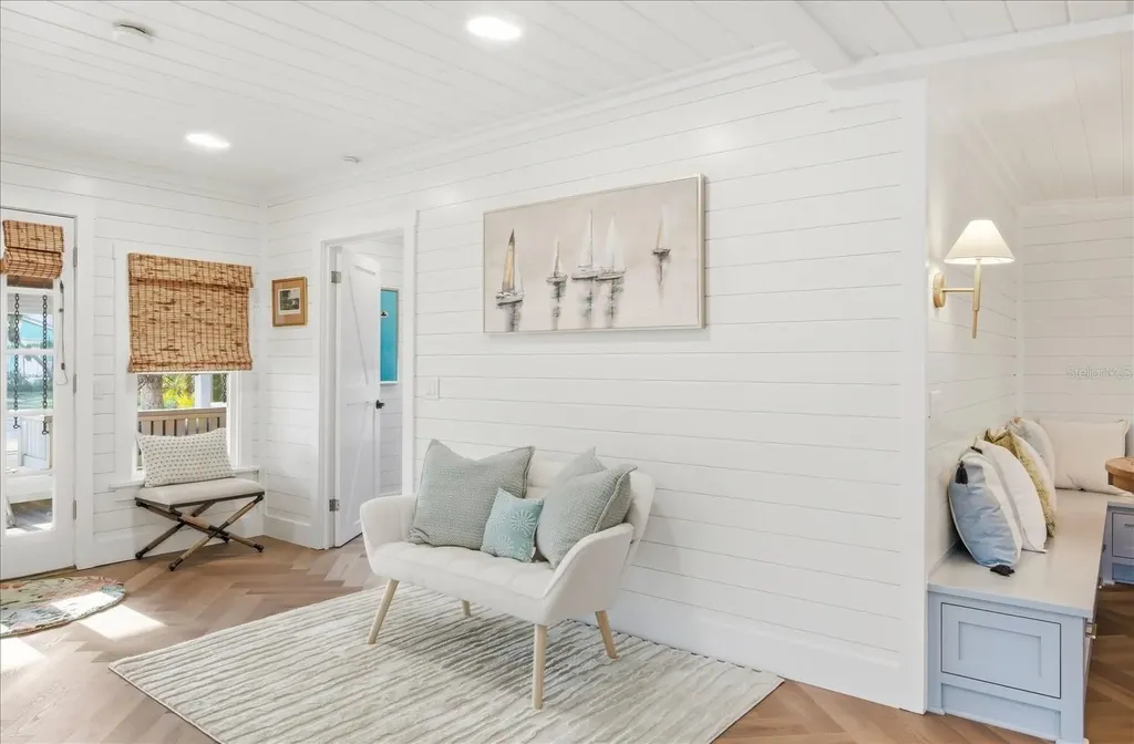 2913 Gulf Drive Holmes Beach FL 34217