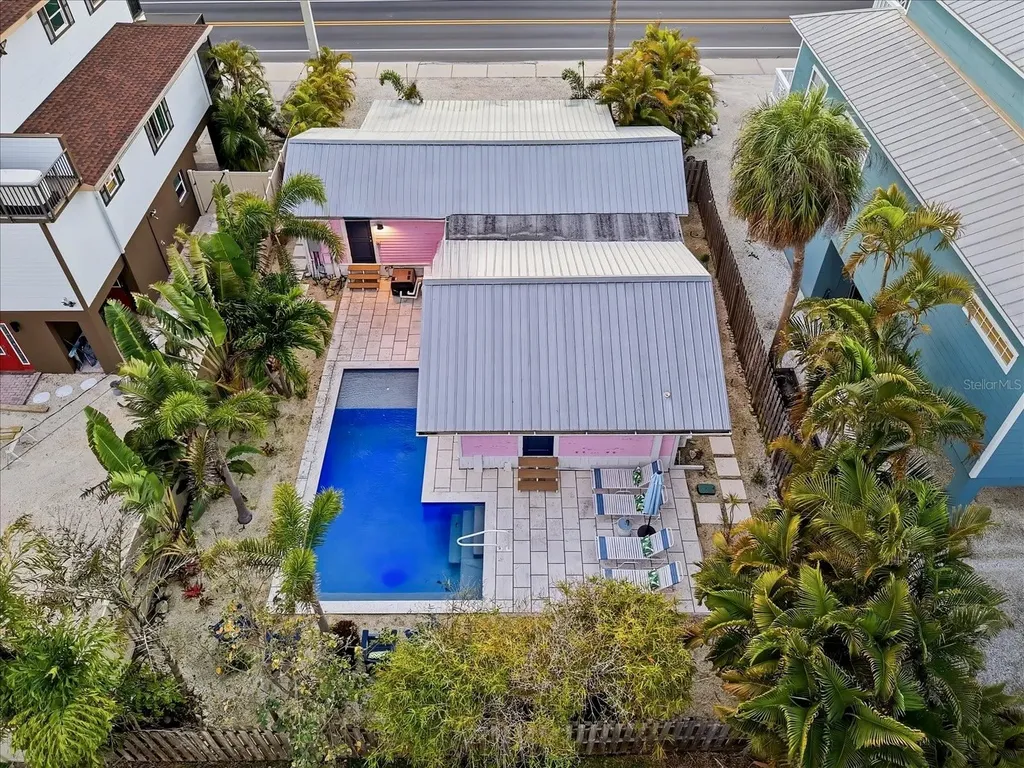 2913 Gulf Drive Holmes Beach FL 34217