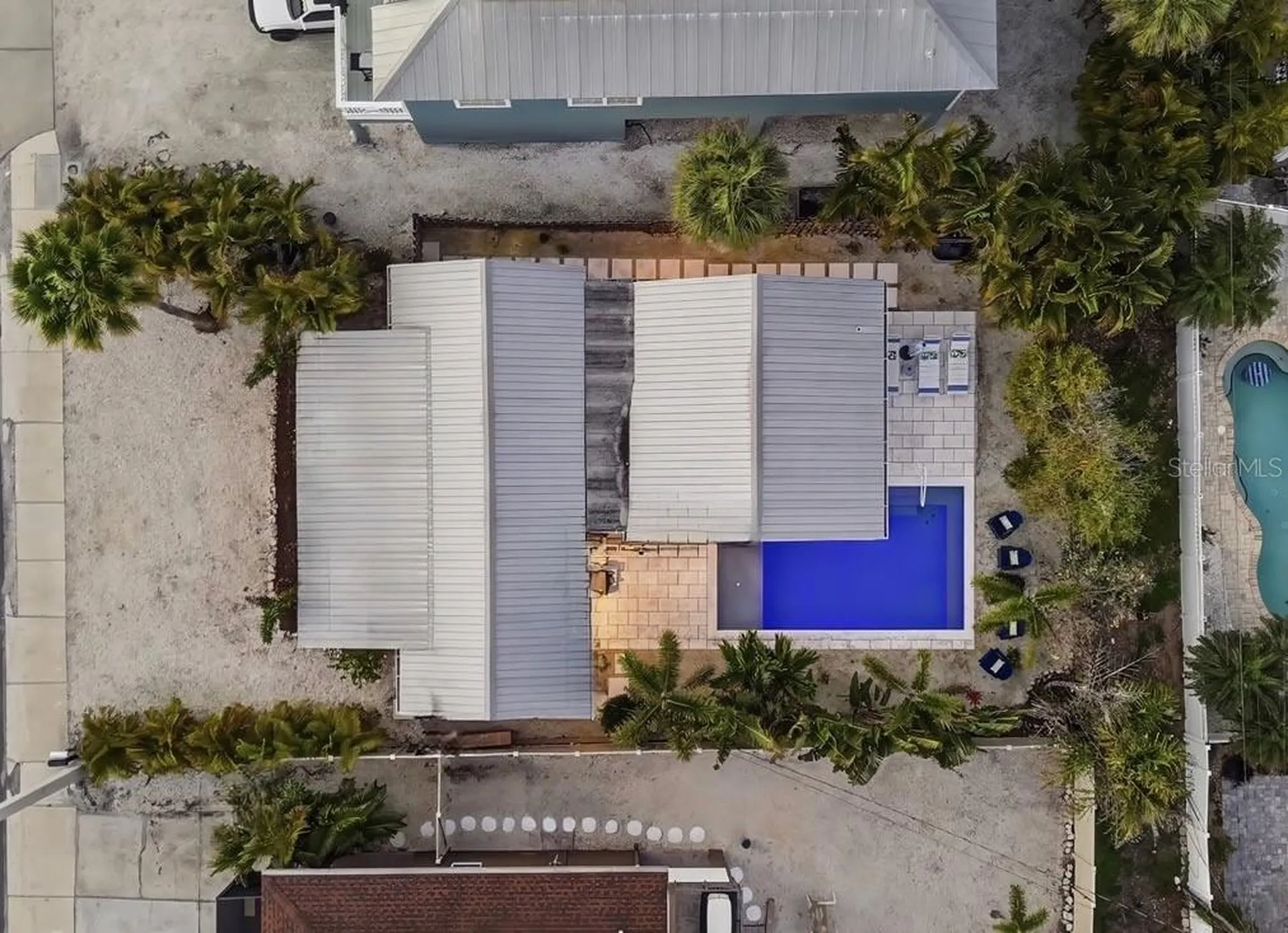 2913 Gulf Drive Holmes Beach FL 34217