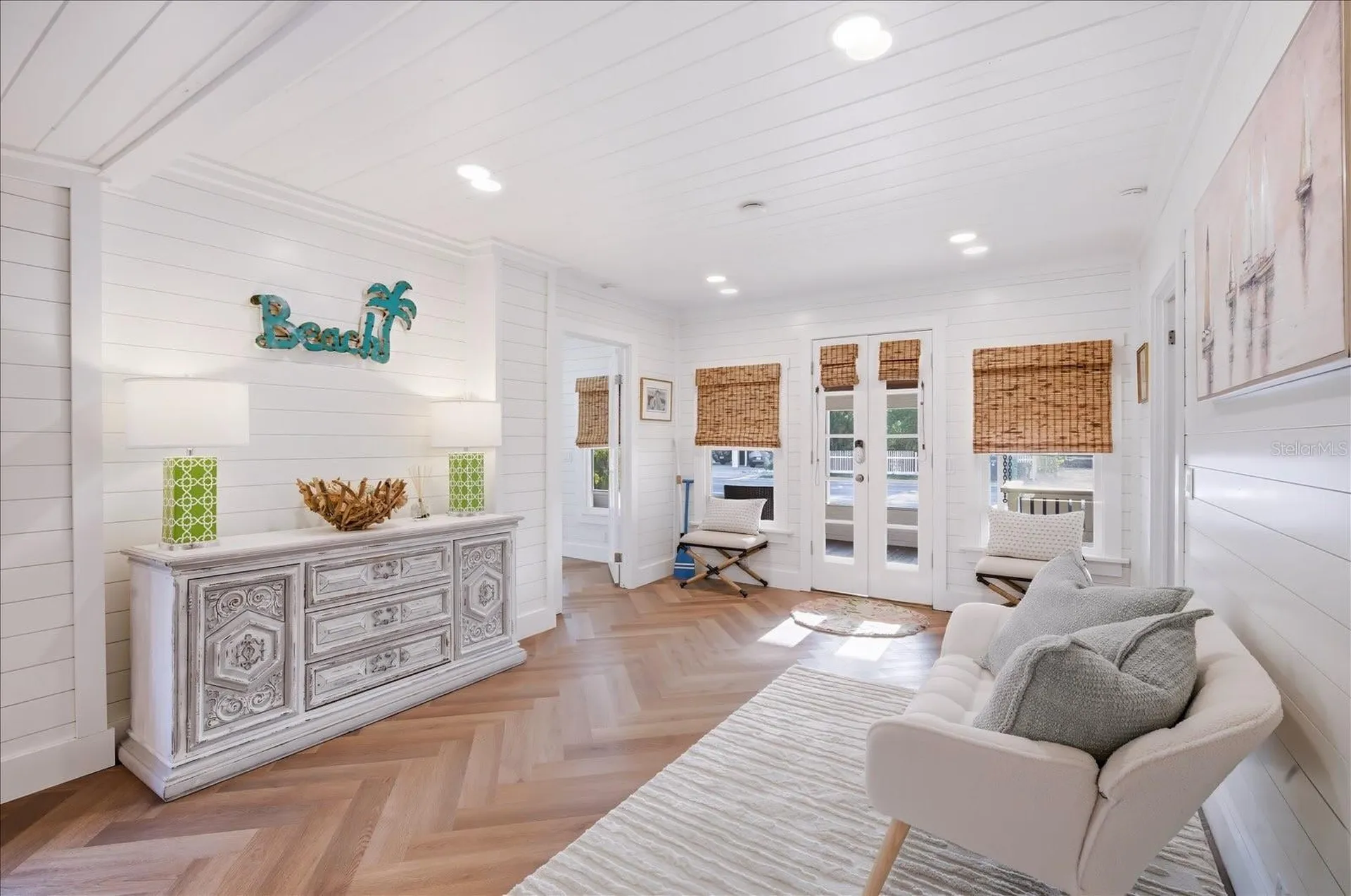 2913 Gulf Drive Holmes Beach FL 34217