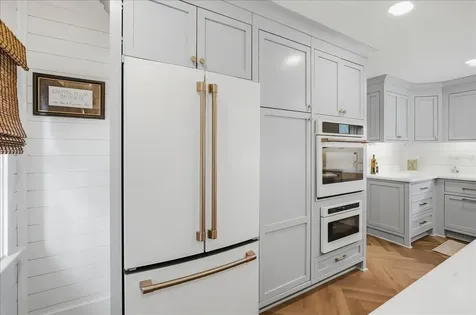 2913 Gulf Drive Holmes Beach FL 34217