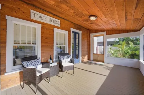 2913 Gulf Drive Holmes Beach FL 34217