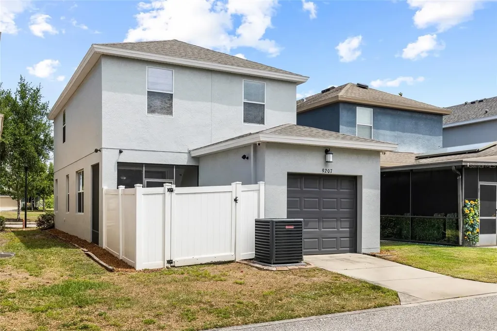 9207 English Oaks Lane Riverview FL 33578