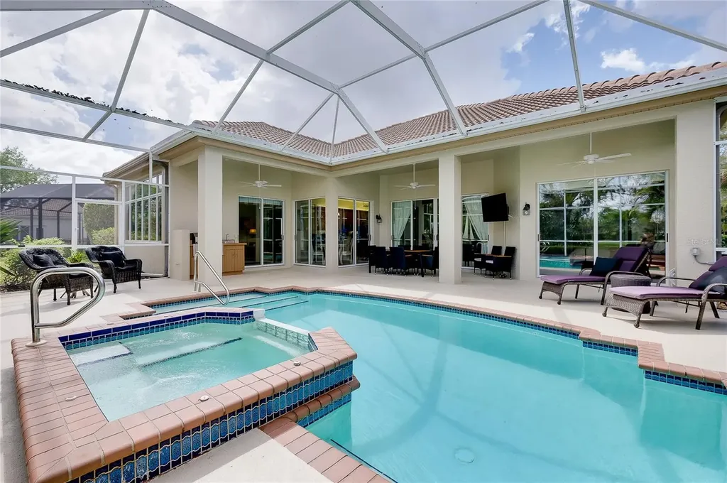 5213 88th Street E Bradenton FL 34211
