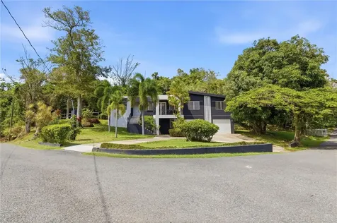 1 Sector Los Cruzados Mayaguez PR 00680