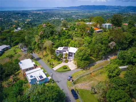 1 Sector Los Cruzados Mayaguez PR 00680
