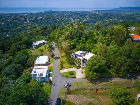 1 Sector Los Cruzados Mayaguez PR 00680
