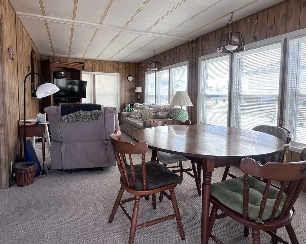 102 Trout Punta Gorda FL 33950