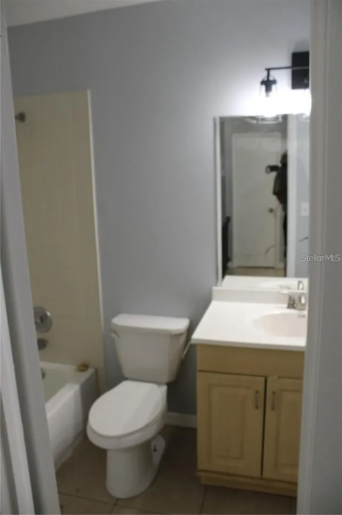 4122 White Pine Avenue Orlando FL 32811
