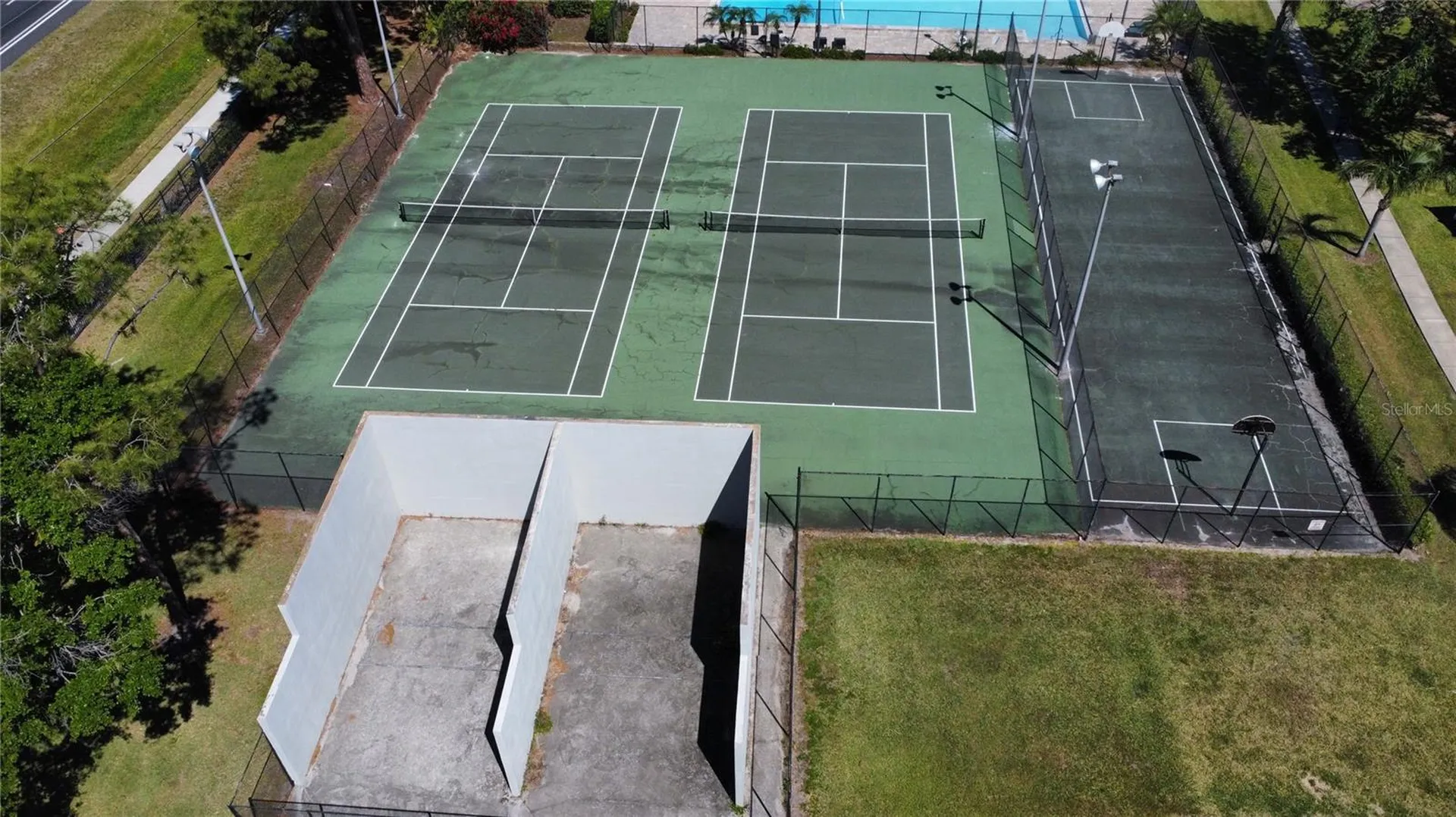 4122 White Pine Avenue Orlando FL 32811