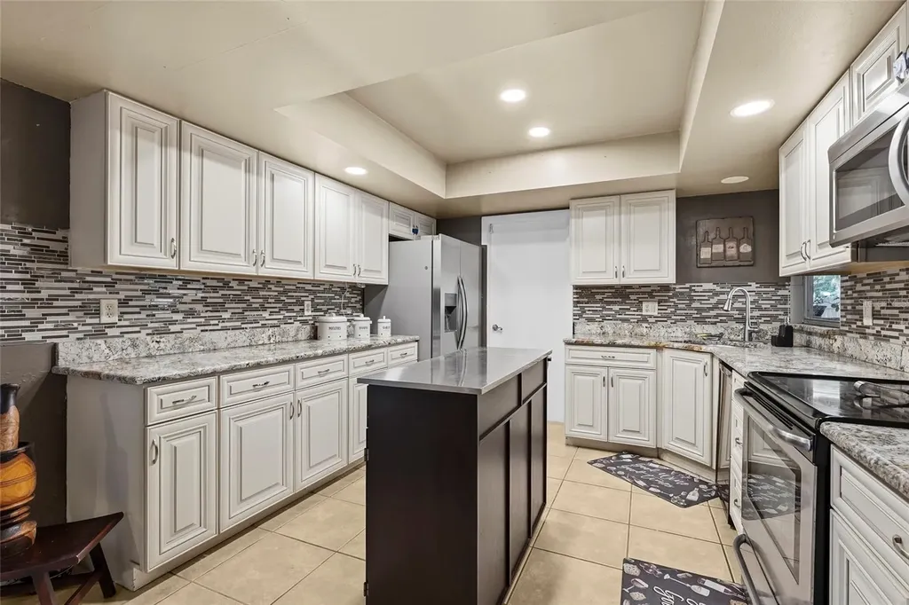 2356 Teal Avenue Sarasota FL 34232