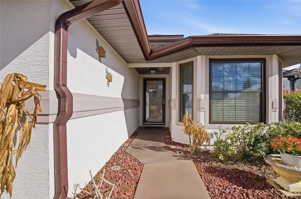 21850 Tartan Street Leesburg FL 34748