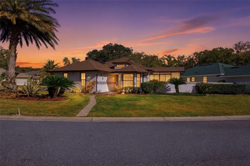 21850 Tartan Street Leesburg FL 34748