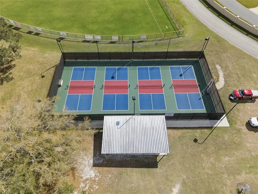21850 Tartan Street Leesburg FL 34748