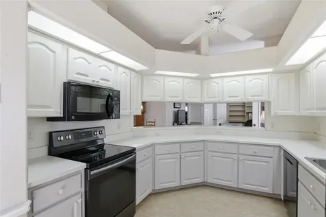 21850 Tartan Street Leesburg FL 34748