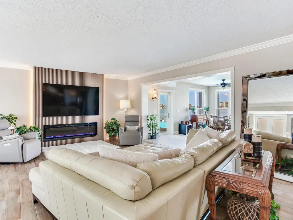 210 Dolphin Point Clearwater Beach FL 33767