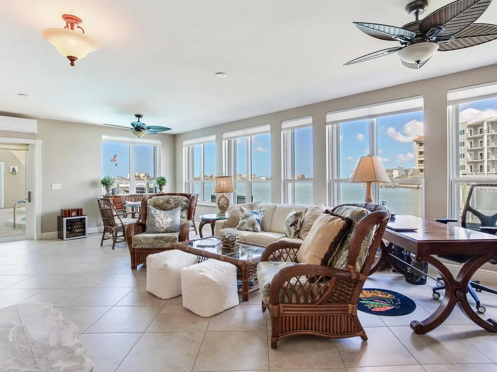 210 Dolphin Point Clearwater Beach FL 33767