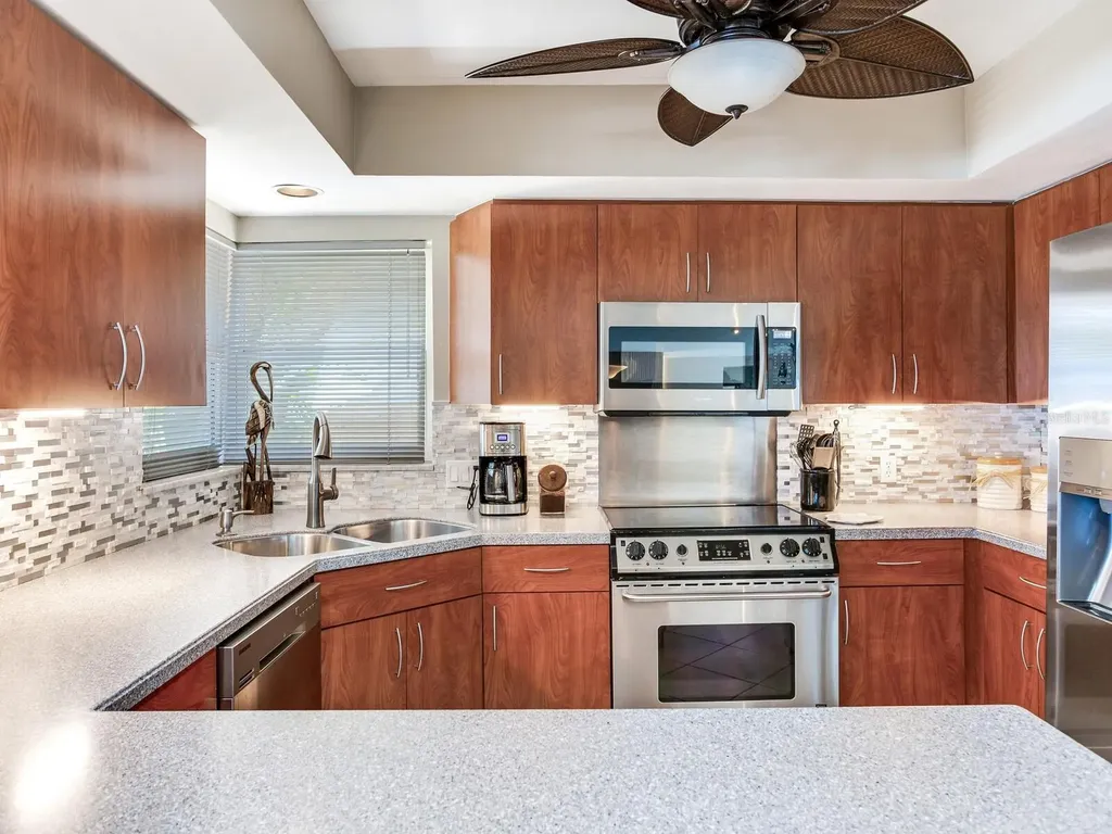 210 Dolphin Point Clearwater Beach FL 33767