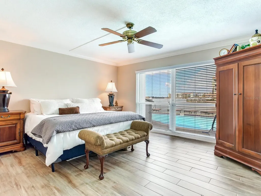 210 Dolphin Point Clearwater Beach FL 33767