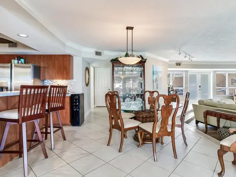 210 Dolphin Point Clearwater Beach FL 33767